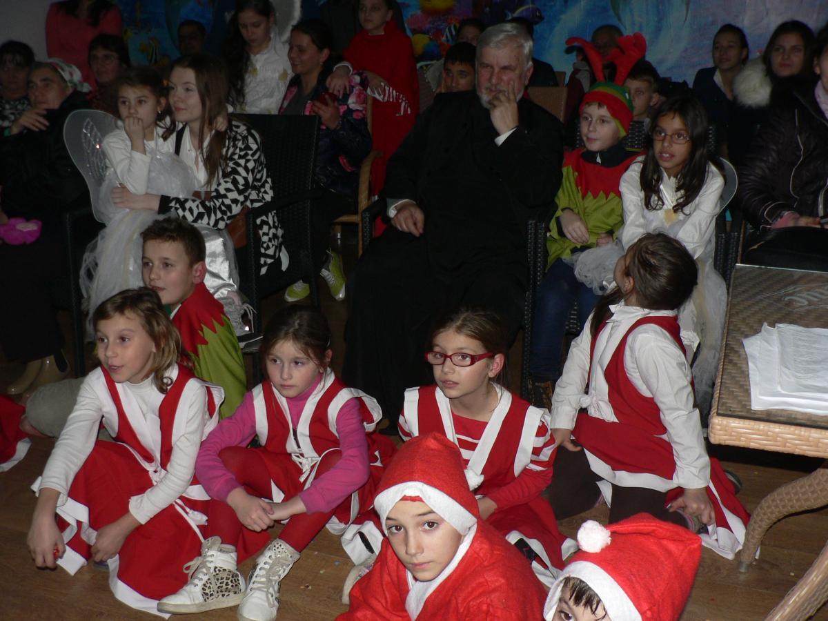 Serbare la Asociația Lumină și Dar